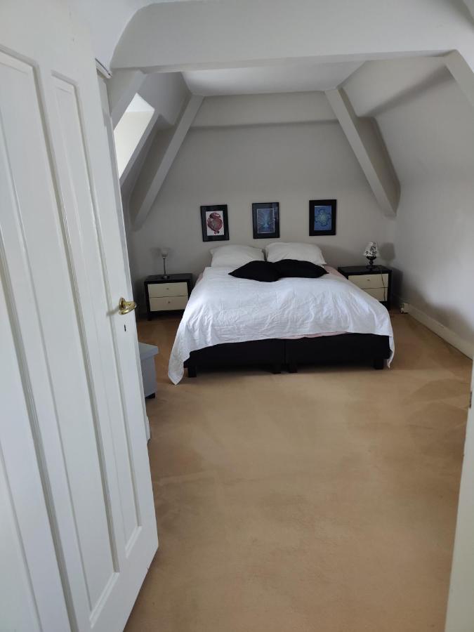 Vrijstaande Rietgedekte Villa Nabij Uitvalswegen Wassenaar Zewnętrze zdjęcie
