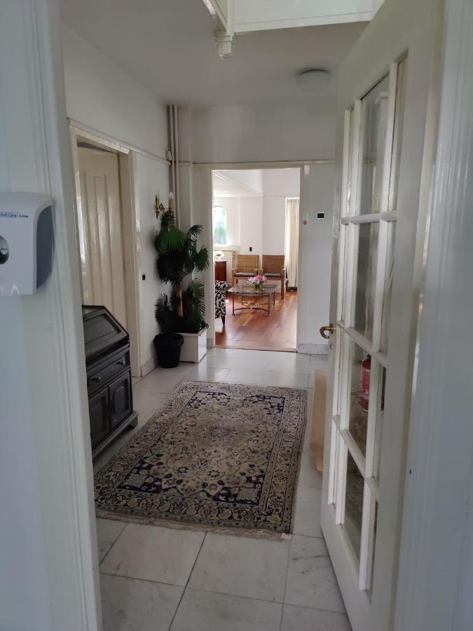 Vrijstaande Rietgedekte Villa Nabij Uitvalswegen Wassenaar Zewnętrze zdjęcie